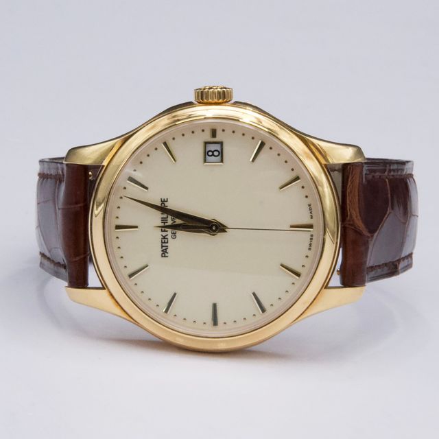 Patek Philippe Calatrava 5227J-001 Image 4